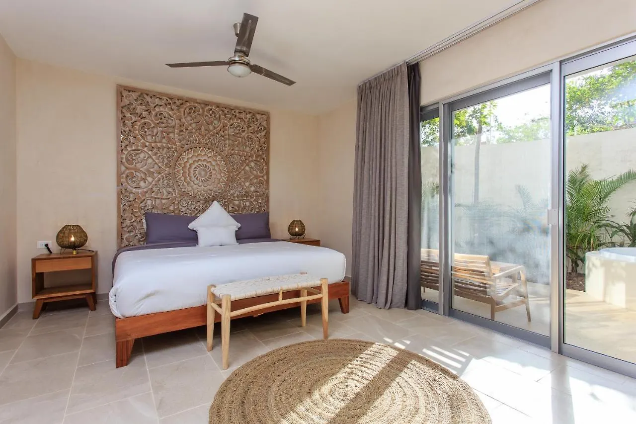 Charming Nature-Inspired Condos With Sultry Surroundings By Stella Rentals Tulum Appartement